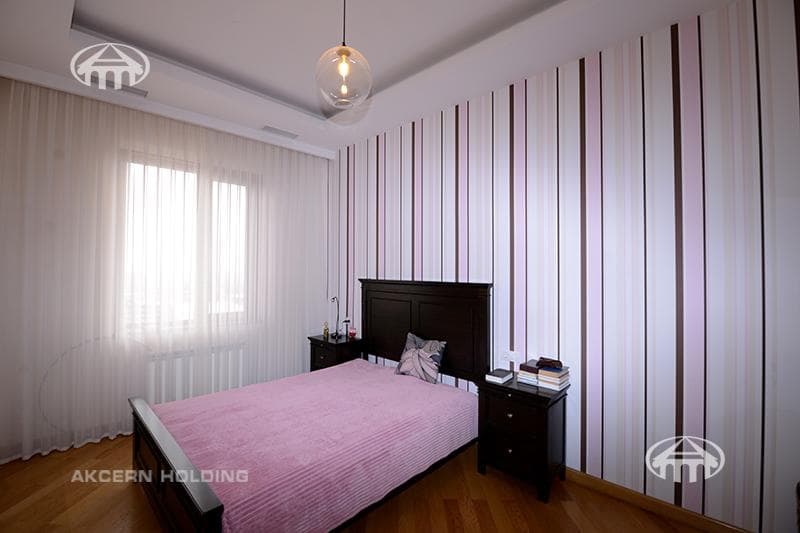 Apartment · 5 rooms · 200 m² · Arabkir
