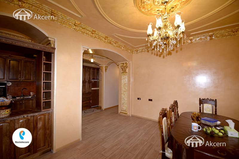 Առանձնատուն · 5 սեն. · 523 մ² · Քանաքեռ-Զեյթուն