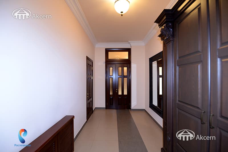 Дом · 6 комн. · 370 м² · Арабкир