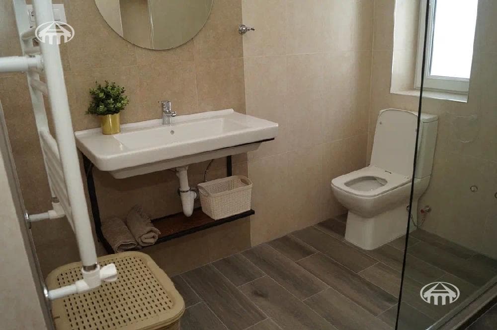 Mansion · 4 rooms · 239 m² · Djrvej