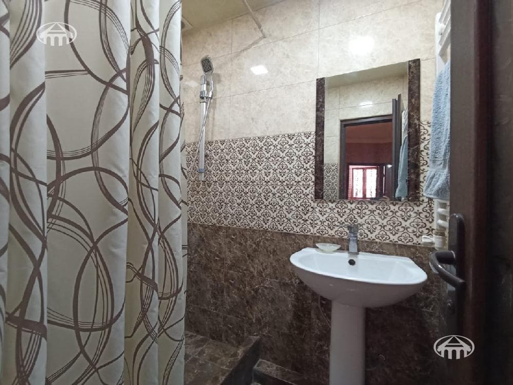 Квартира · 2 комн. · 57 м² · Канакер-Зейтун — фото 9 из 9