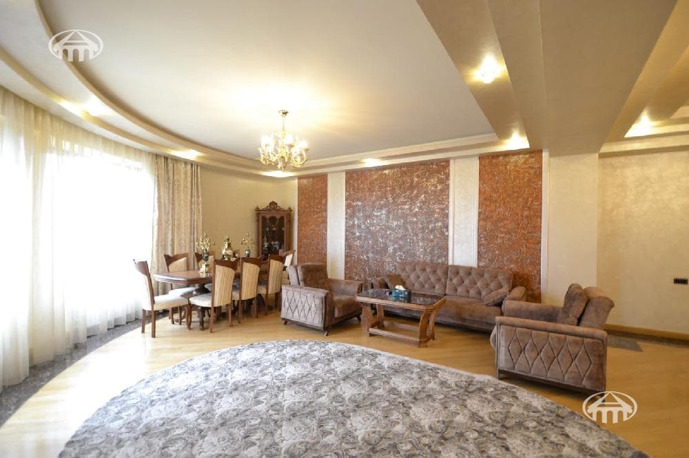 Apartment · 4 rooms · 192 m² · Kentron