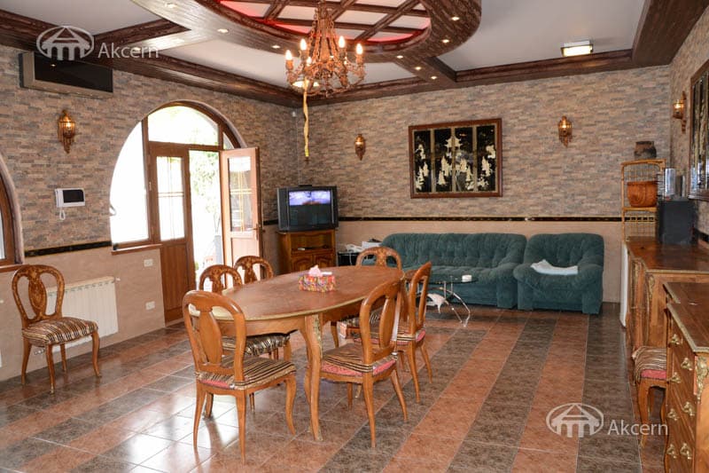 Особняк · 6 комн. · 300 м² · Норк-Мараш