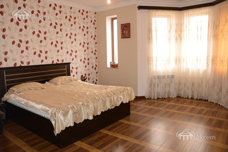 Особняк · 6 комн. · 285 м² · с. Ариндж