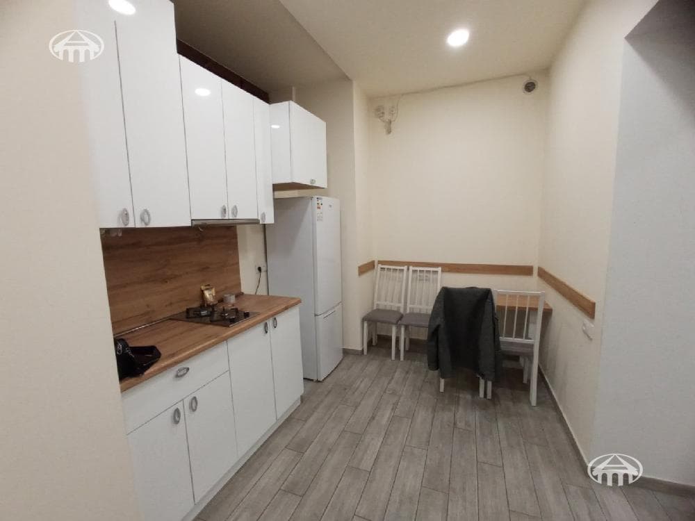 Office · 153 m² · Kentron