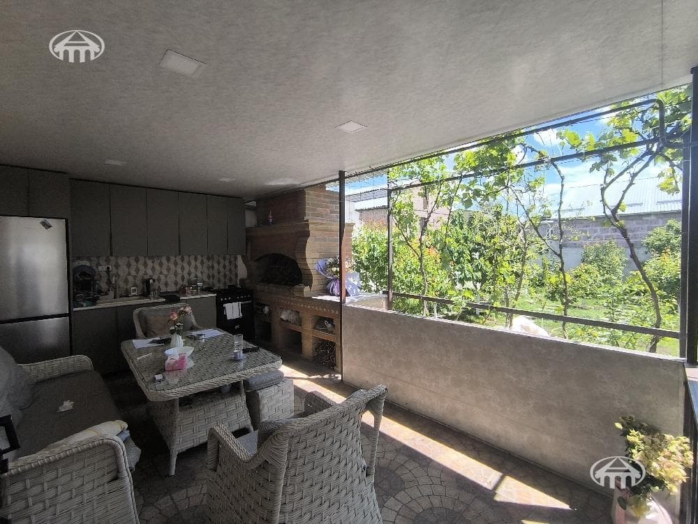 Mansion · 4 rooms · 90 m² · Malatia-Sebastia