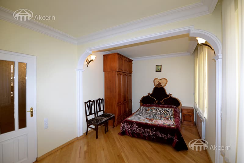 Квартира · 5 комн. · 187 м² · Канакер-Зейтун
