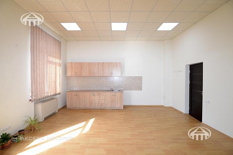 Офис · 274 м² · Канакер-Зейтун