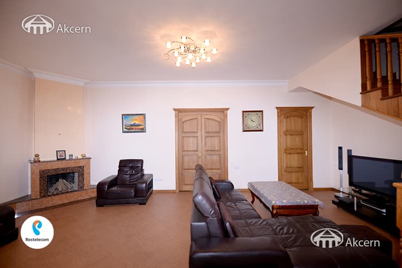 Apartment · 5 rooms · 350 m² · Kentron