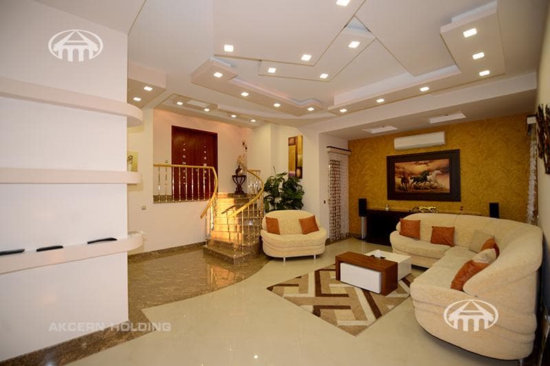 Apartment · 5 rooms · 298 m² · Kentron