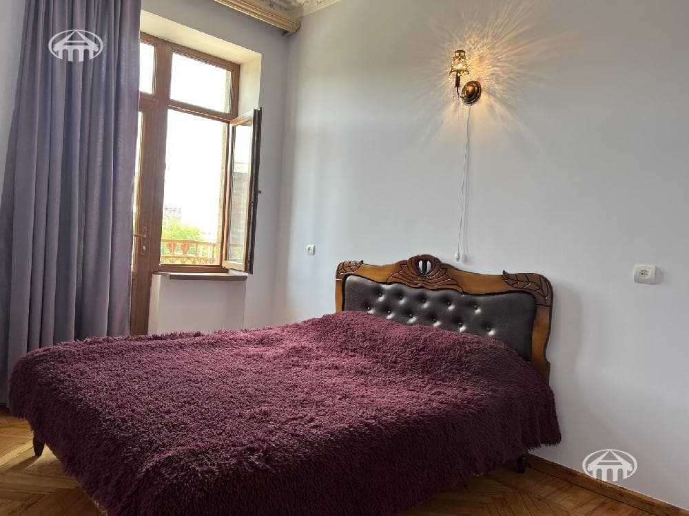 Квартира · 1 комн. · 43 м² · Кентрон