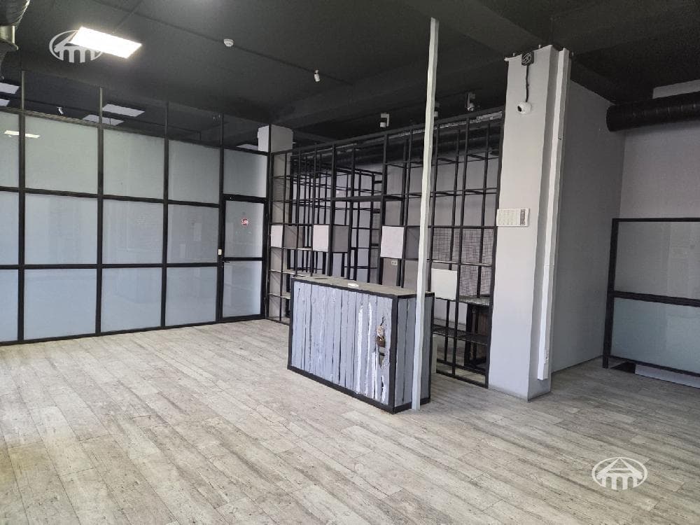 Խանութ · 392 մ² · Աջափնյակ