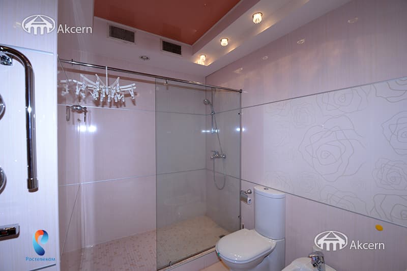 Apartment · 3 rooms · 150 m² · Kentron