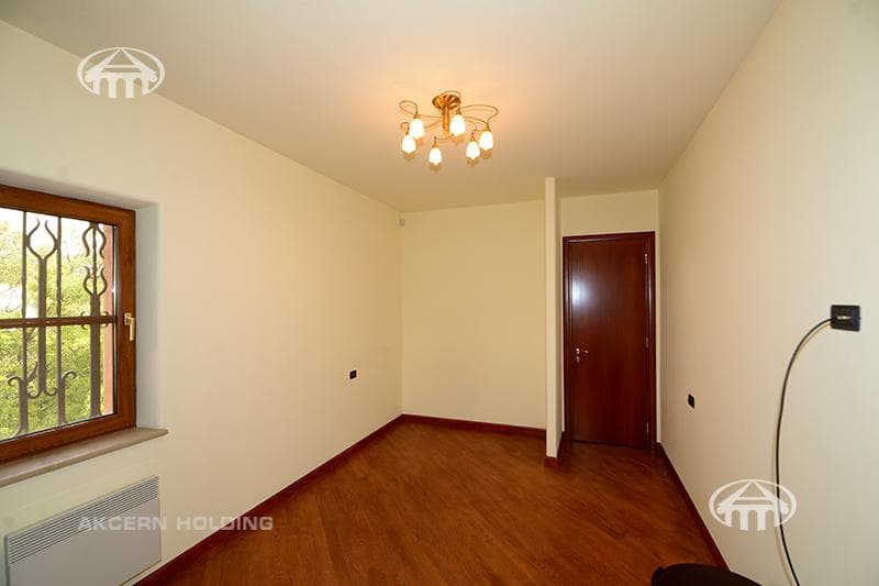 Country house · 4 rooms · 289.5 m² · Dzoraghbyur