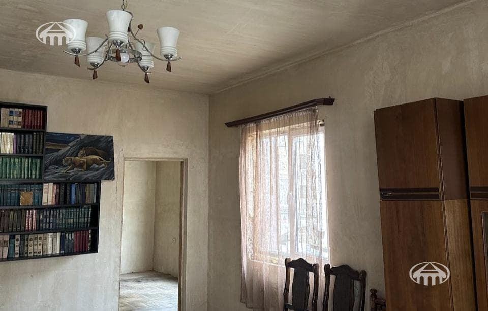 Apartment · 4 rooms · 127 m² · Kentron