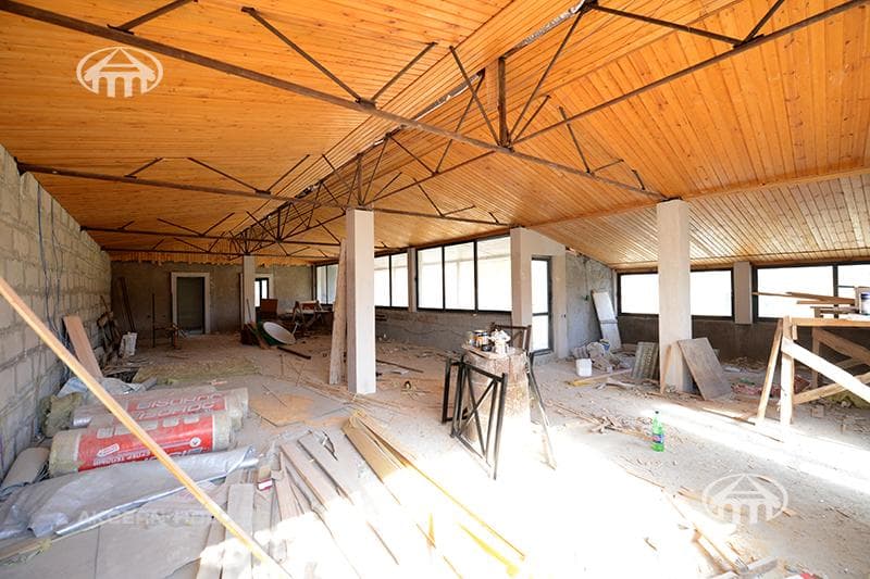 Особняк · 5 комн. · 350 м² · Гарни