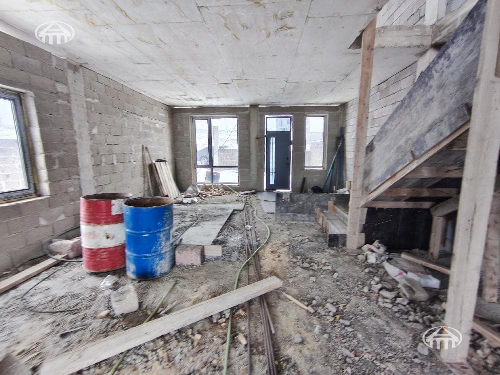 Особняк · 5 комн. · 170 м² · Касах
