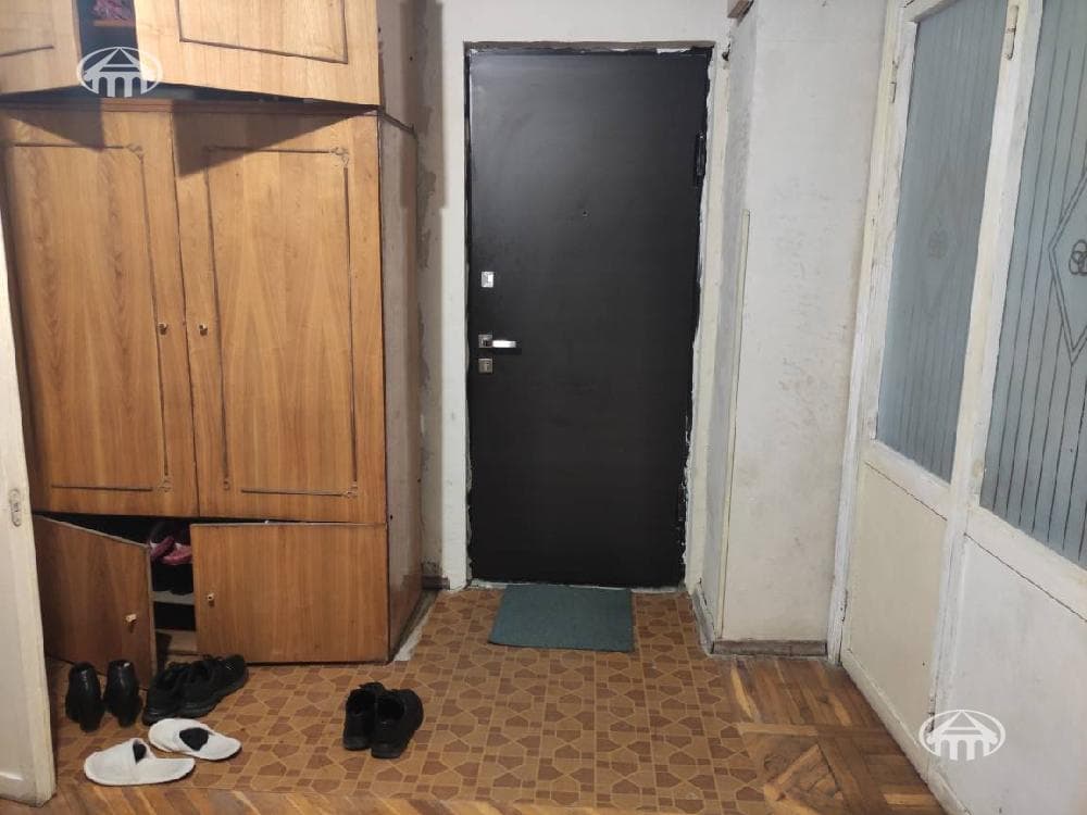 Apartment · 3 rooms · 95 m² · Kentron