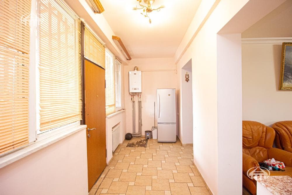 Квартира · 3 комн. · 95 м² · Канакер-Зейтун
