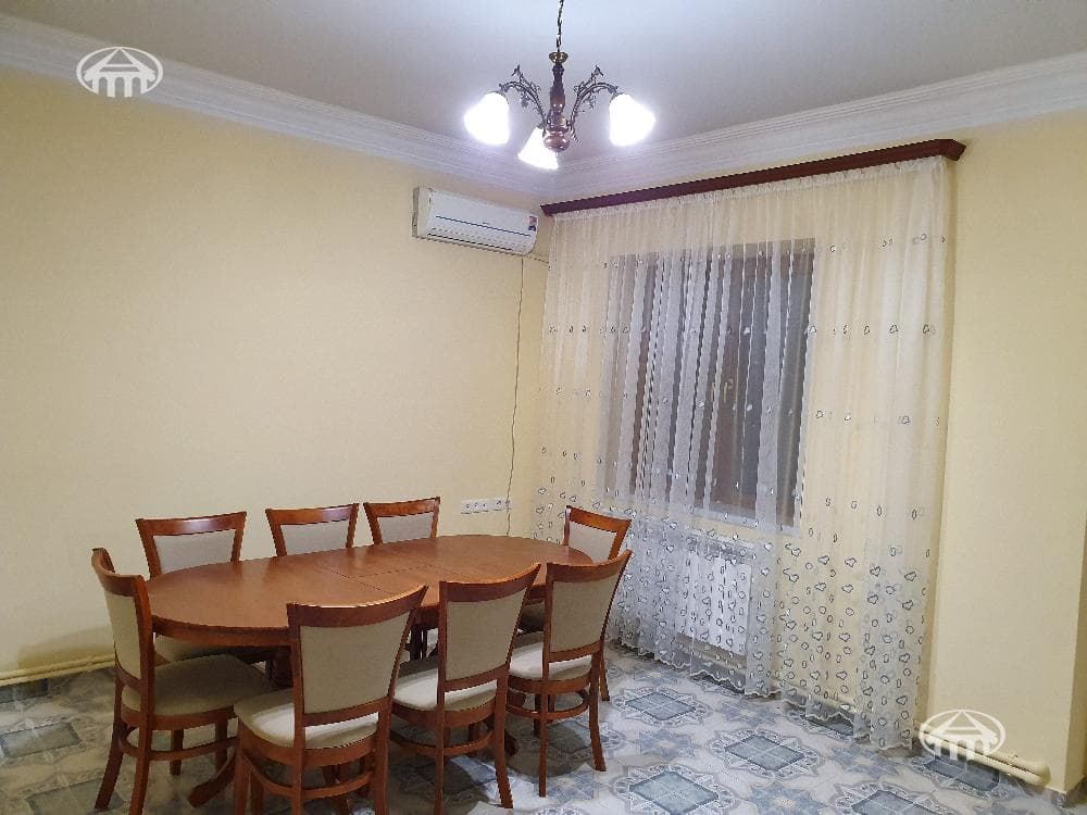 Office · 285 m² · Arabkir