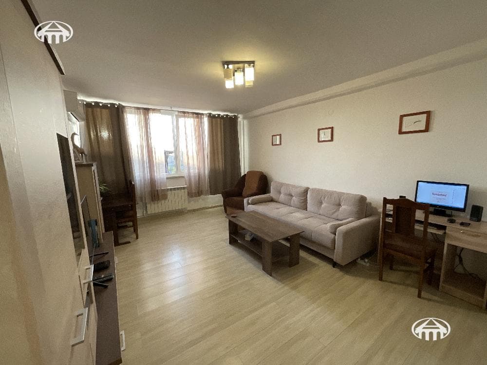 Apartment · 3 rooms · 97 m² · Kentron