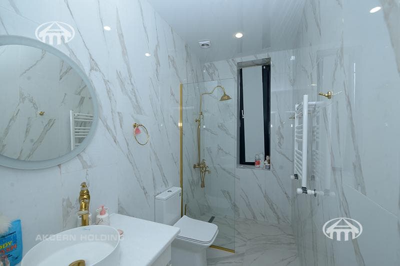 House · 6 rooms · 567 m² · Ajapnyak