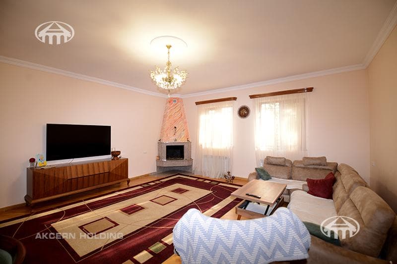 Особняк · 4 комн. · 236 м² · Давташен