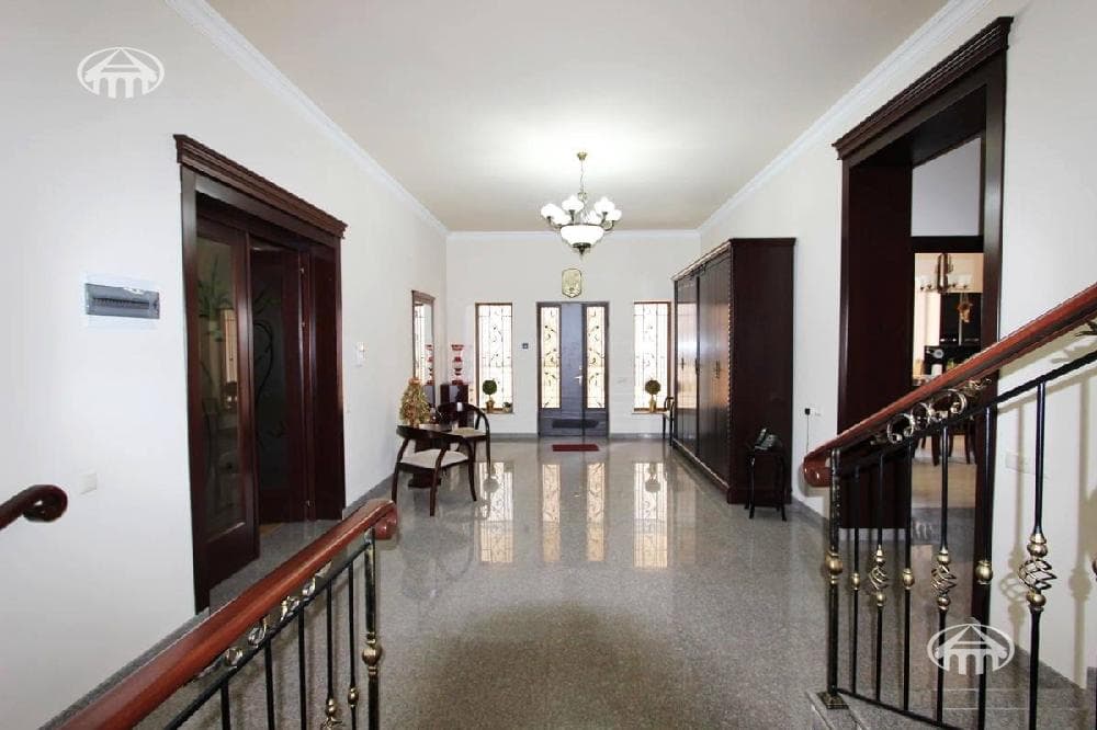 Mansion · 5 rooms · 681 m² · Nor Nork