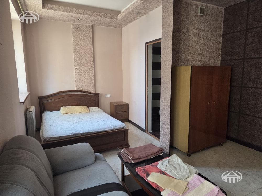 Hotel · 9 rooms · 390 m² · Ajapnyak