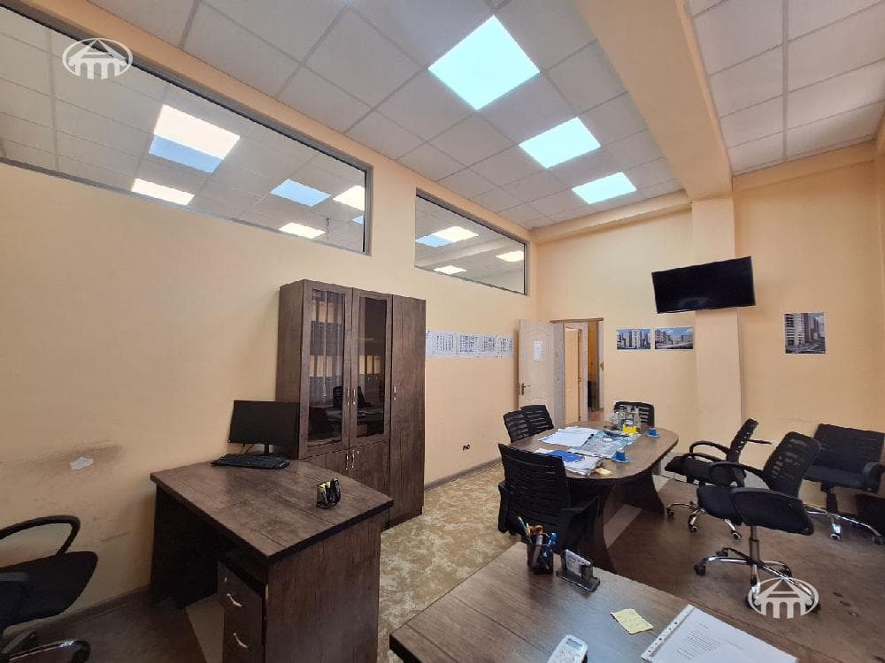 Office · 196 m² · Ajapnyak