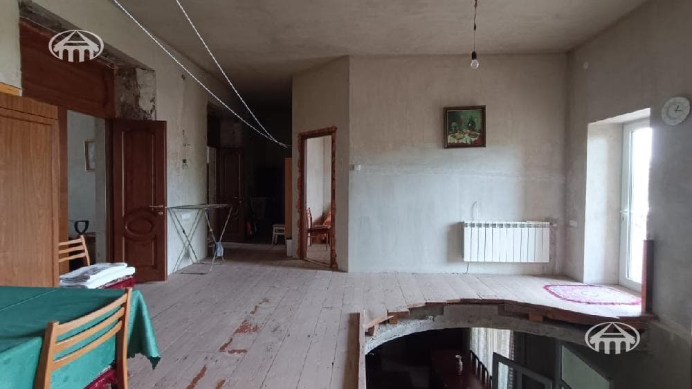 Квартира · 5 комн. · 227 м² · Гюмри