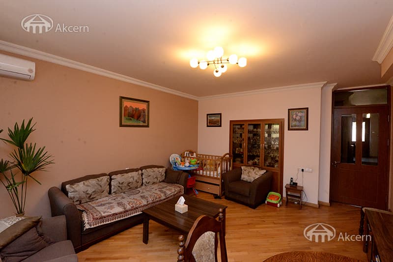 Дом · 6 комн. · 226 м² · Эребуни