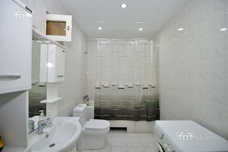 Mansion · 5 rooms · 280 m² · Parakar