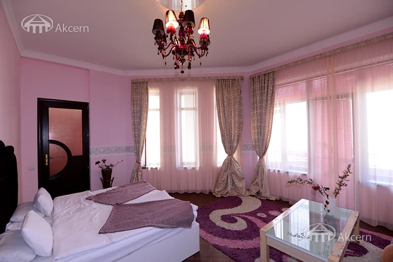 Առանձնատուն · 5 սեն. · 540 մ² · Կենտրոն