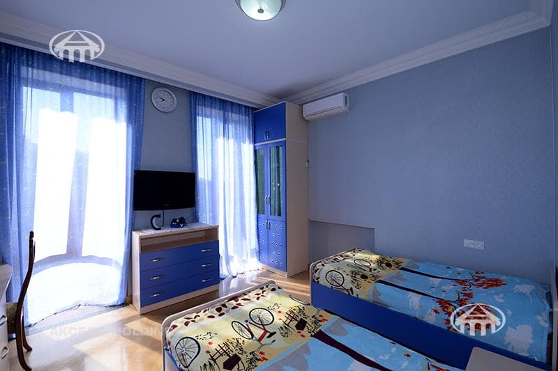Особняк · 7 комн. · 575 м² · Давташен