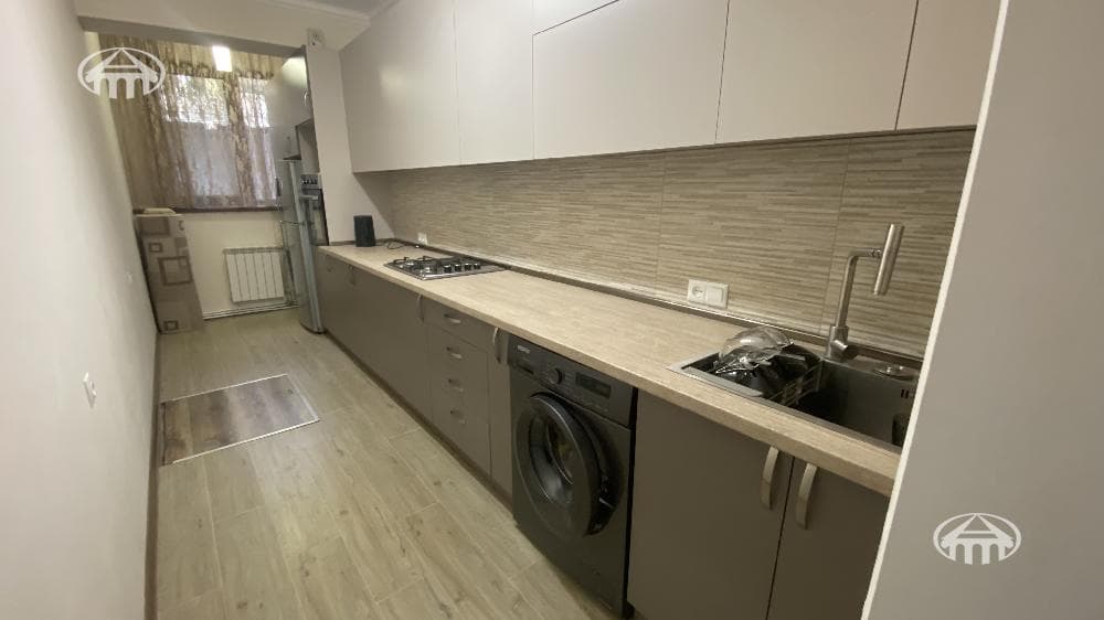 Квартира · 3 комн. · 75 м² · Арабкир