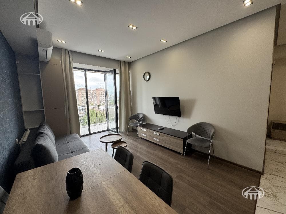 Квартира · 2 комн. · 61 м² · Арабкир