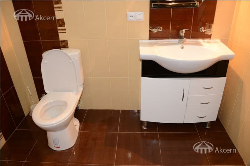 Apartment · 3 rooms · 91 m² · Kentron