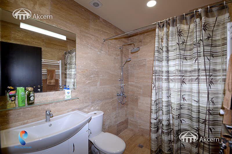 Apartment · 3 rooms · 126 m² · Kentron