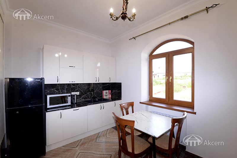 Mansion · 3 rooms · 250 m² · Djrvej