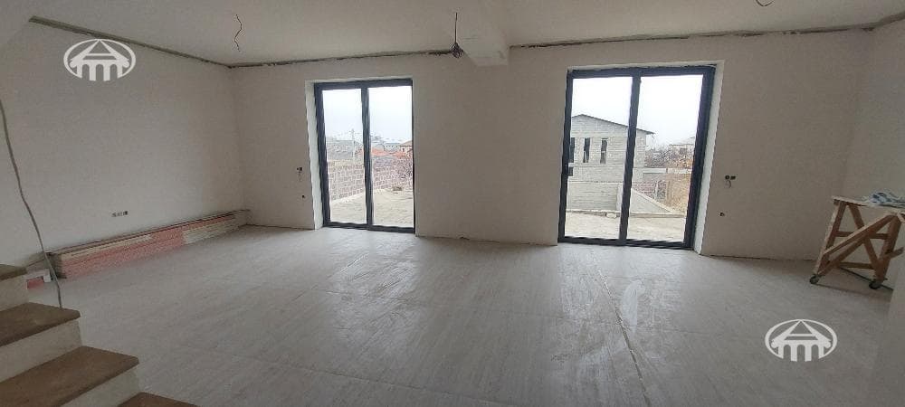 Особняк · 5 комн. · 267 м² · Джрвеж