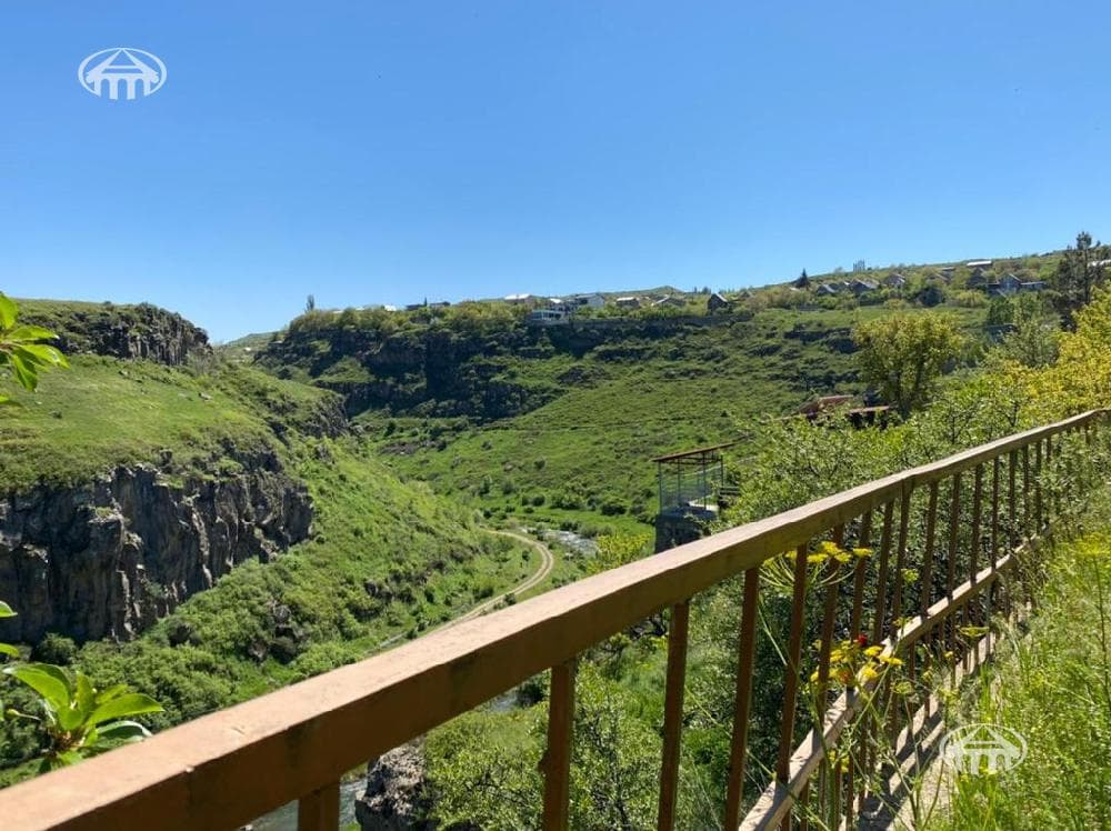 Country house · 5 rooms · 172 m² · Karashamb