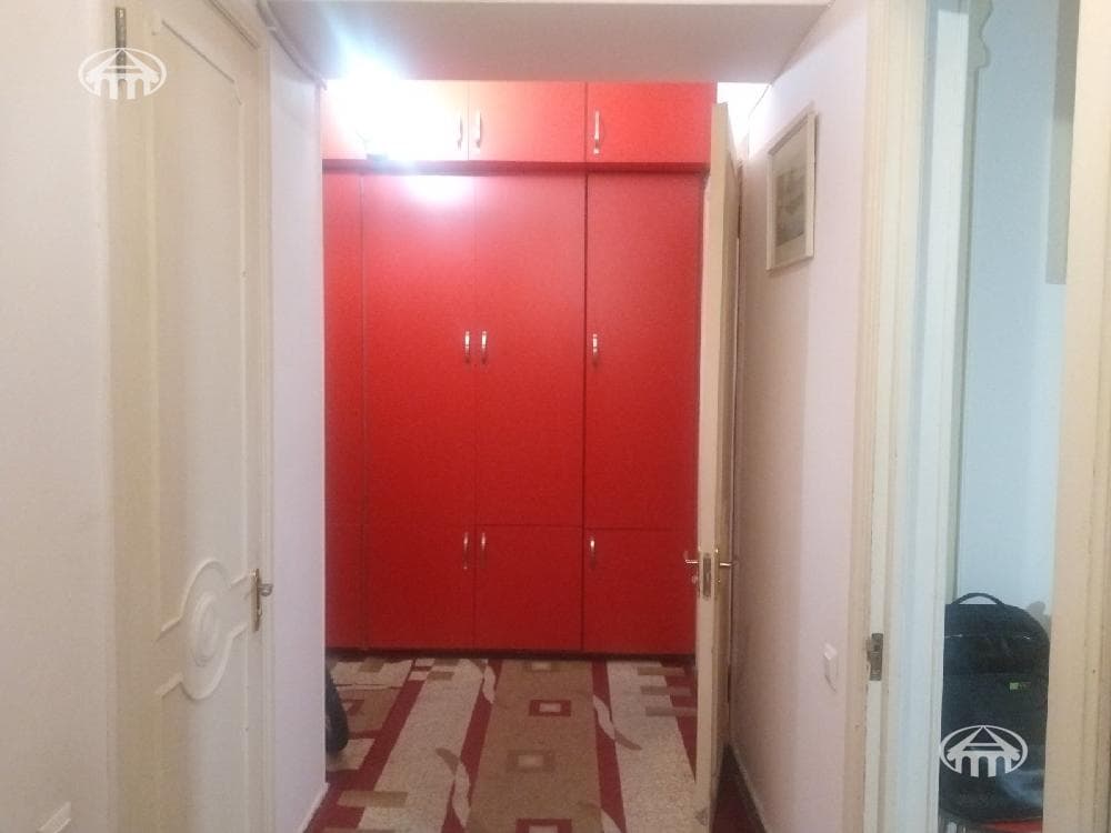 Квартира · 2 комн. · 60 м² · Кентрон