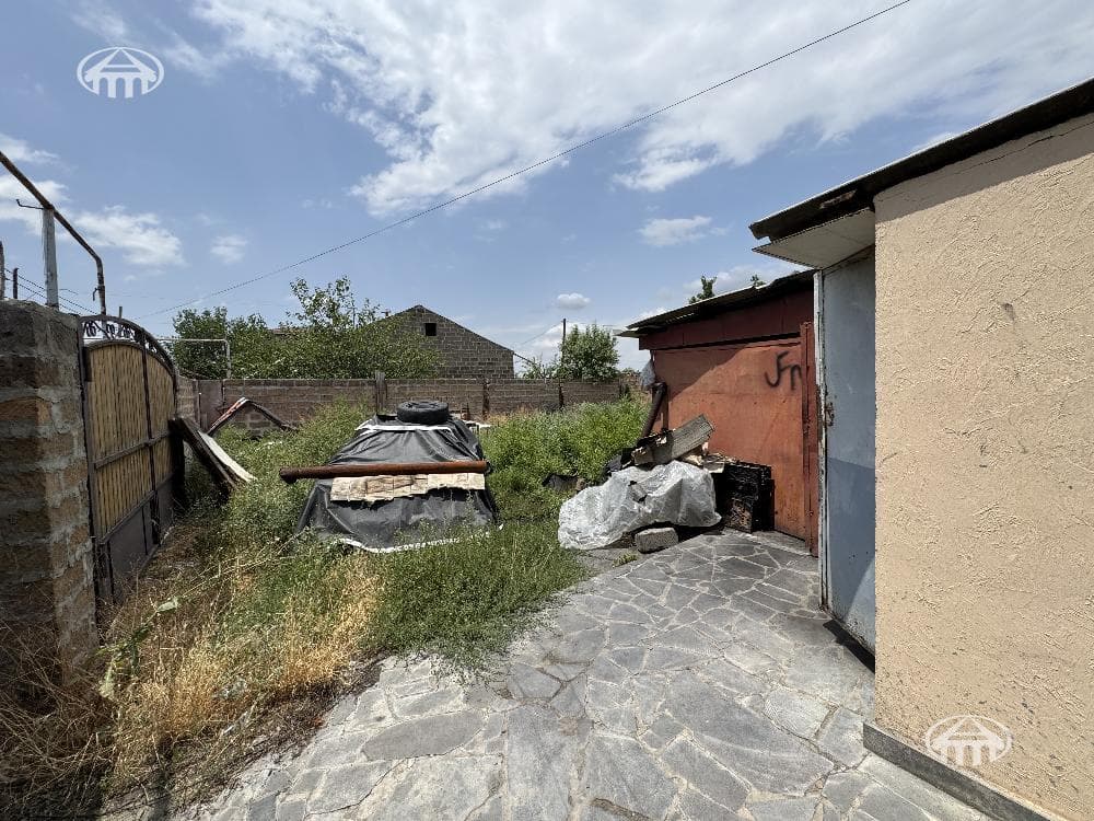 Այլ · 430 մ² · Շենգավիթ