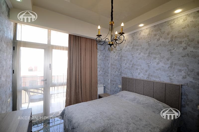 Квартира · 3 комн. · 76,58 м² · Кентрон