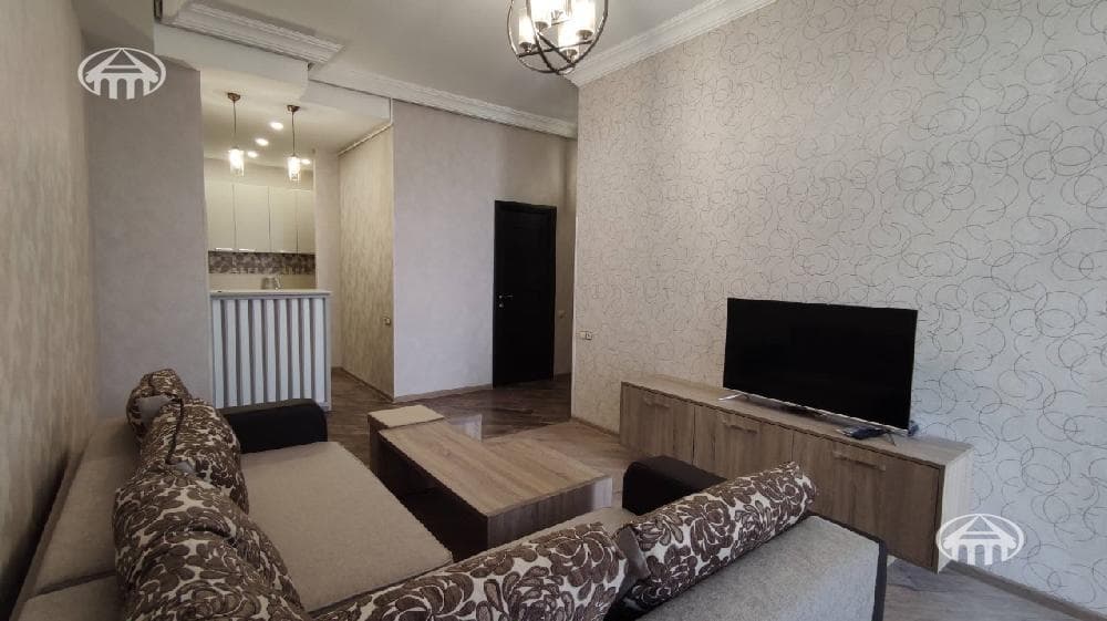 Բնակարան · 2 սեն. · 56 մ² · Կենտրոն