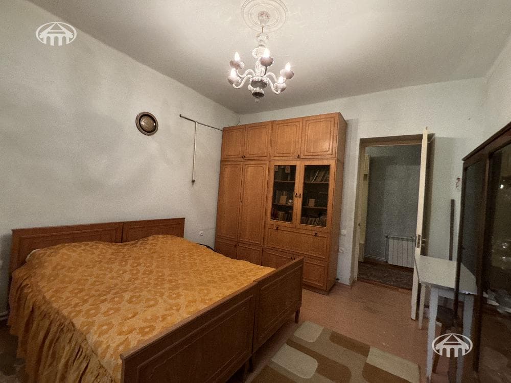 Առանձնատուն · 5 սեն. · 235 մ² · Աջափնյակ