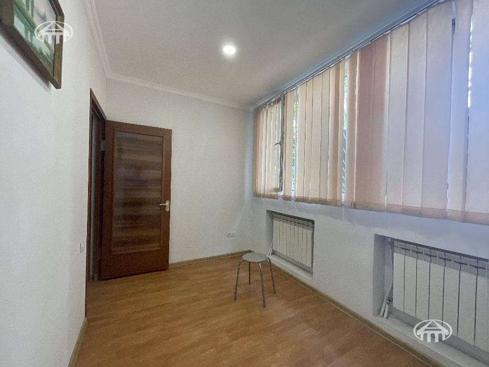 Other · 120 m² · Kentron