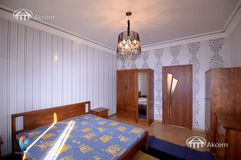 Apartment · 3 rooms · 98 m² · Kentron