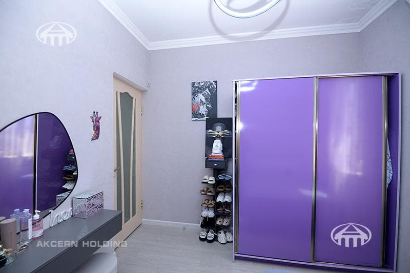 Mansion · 5 rooms · 330 m² · v. Arinj